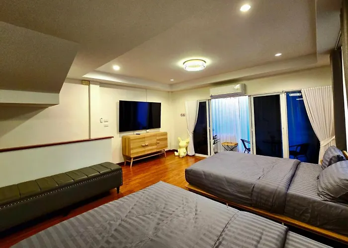The Atlas Muang Thong Thani 公寓式飯店 *